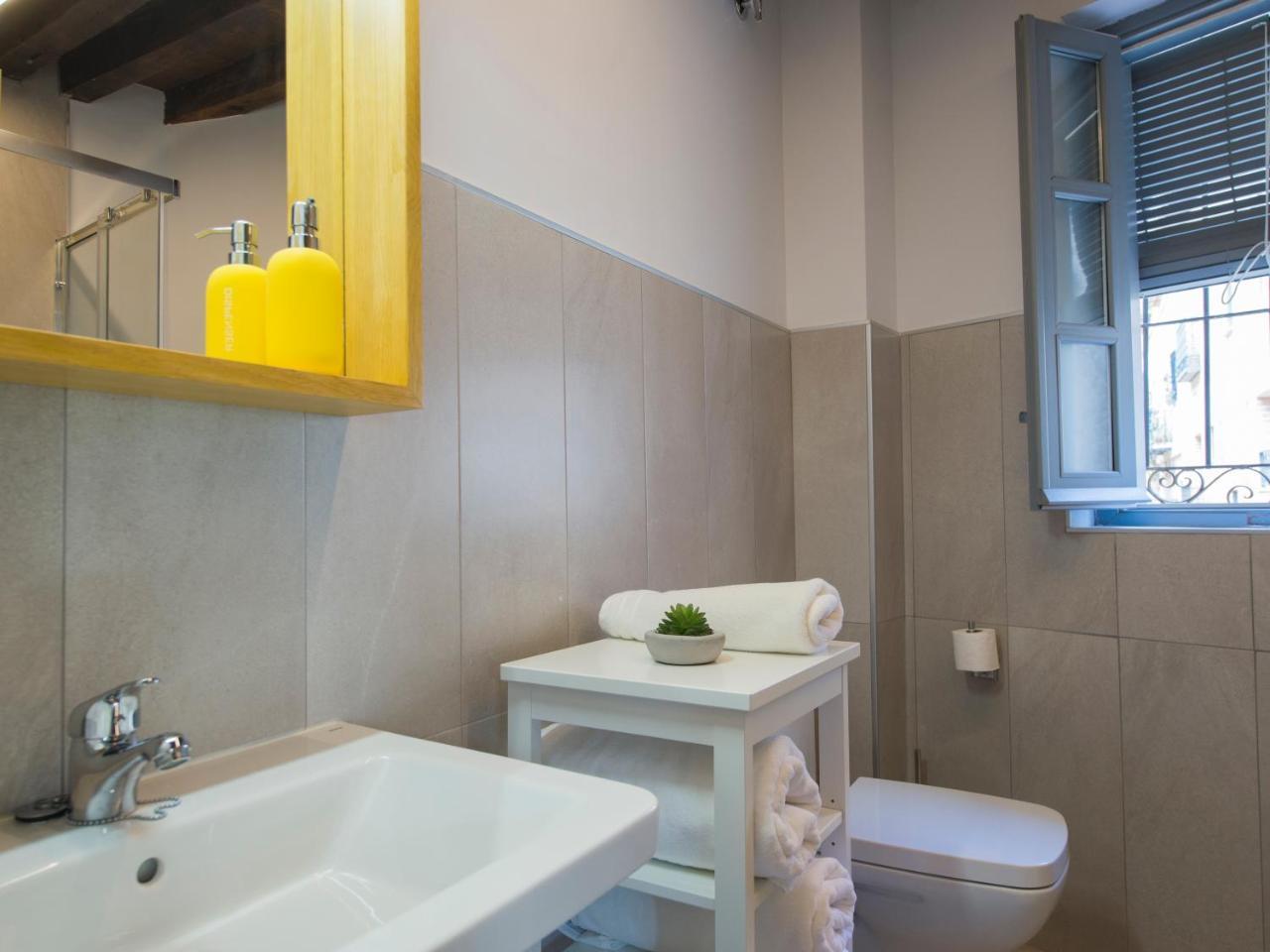 Aldaba Apartamentos توليدو المظهر الخارجي الصورة